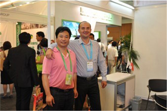 第18屆國際食用菌大會，與波蘭Champion出口總監(jiān)Tadeusz Raginiak一起2012.08.27